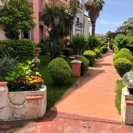 Family With Terrace & Parking Near Daire Valledoria (Sardinia)